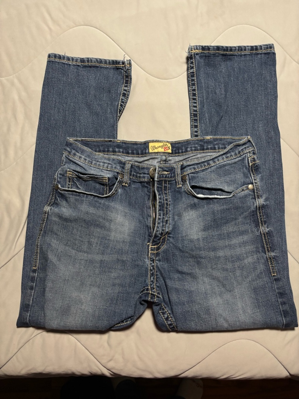 Wrangler Men's 20X Style 42 bootcut Jeans